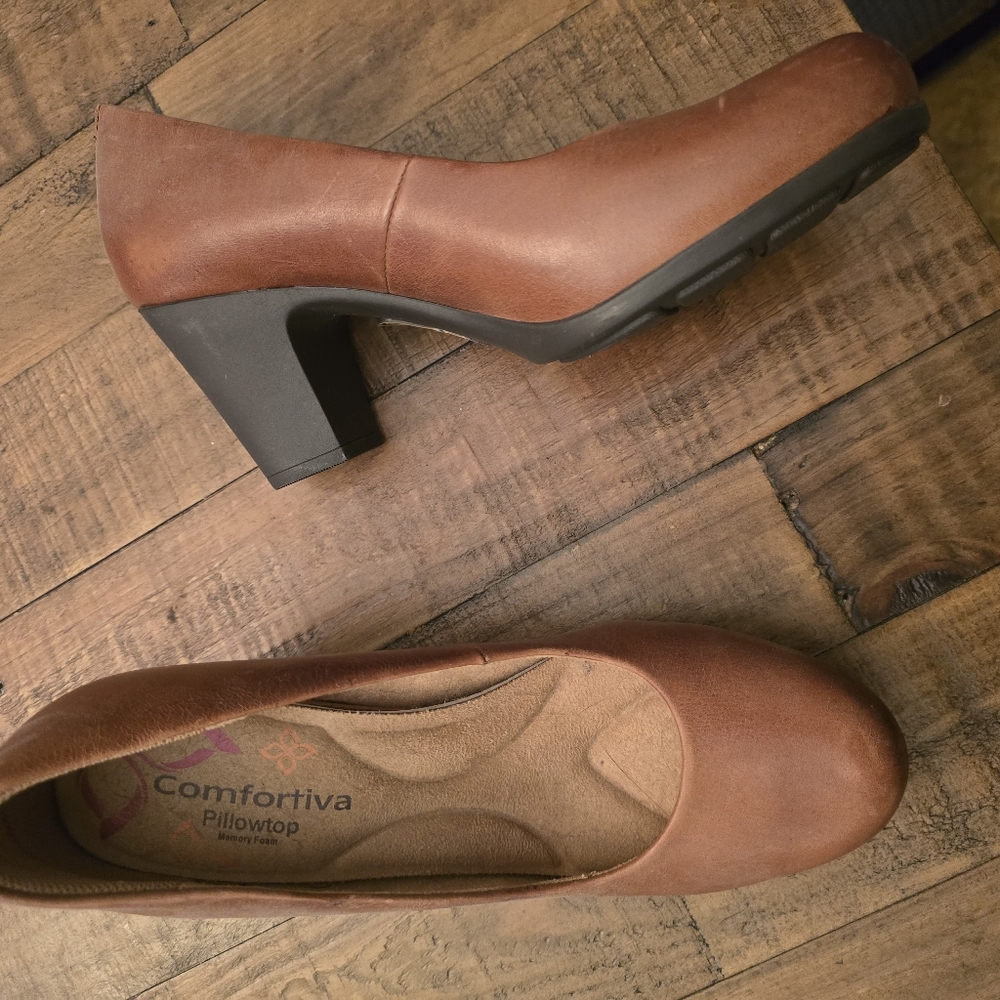 Comfortiva Brown Heels